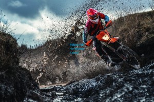 爱游戏app_英超豪门与AC米兰竞逐米特洛维奇，夏季转会市场再起波澜