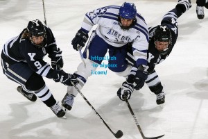 爱游戏体育app_莱万队长袖标遭撤引爆更衣室危机 波兰足协官宣新帅决定前夕巨星宣布退出国家队