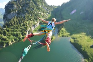 爱游戏平台：拜仁引援目标沃尔特马德公开示好，斯图加特静待正式报价