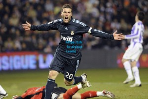 爱游戏入口-霍里喊话火箭球迷，现在你们有了KD 每场比赛门票都该售罄