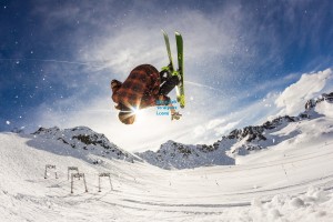 爱游戏体育|绿茵场上的转会博弈，贝蒂斯瞄准自由球员约维奇，博塔弗戈成潜在搅局者