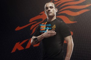 爱游戏平台_广东全运男篮温馨庆生杜锋 周鹏亲手戴生日帽徐昕暖心交流展团队情深